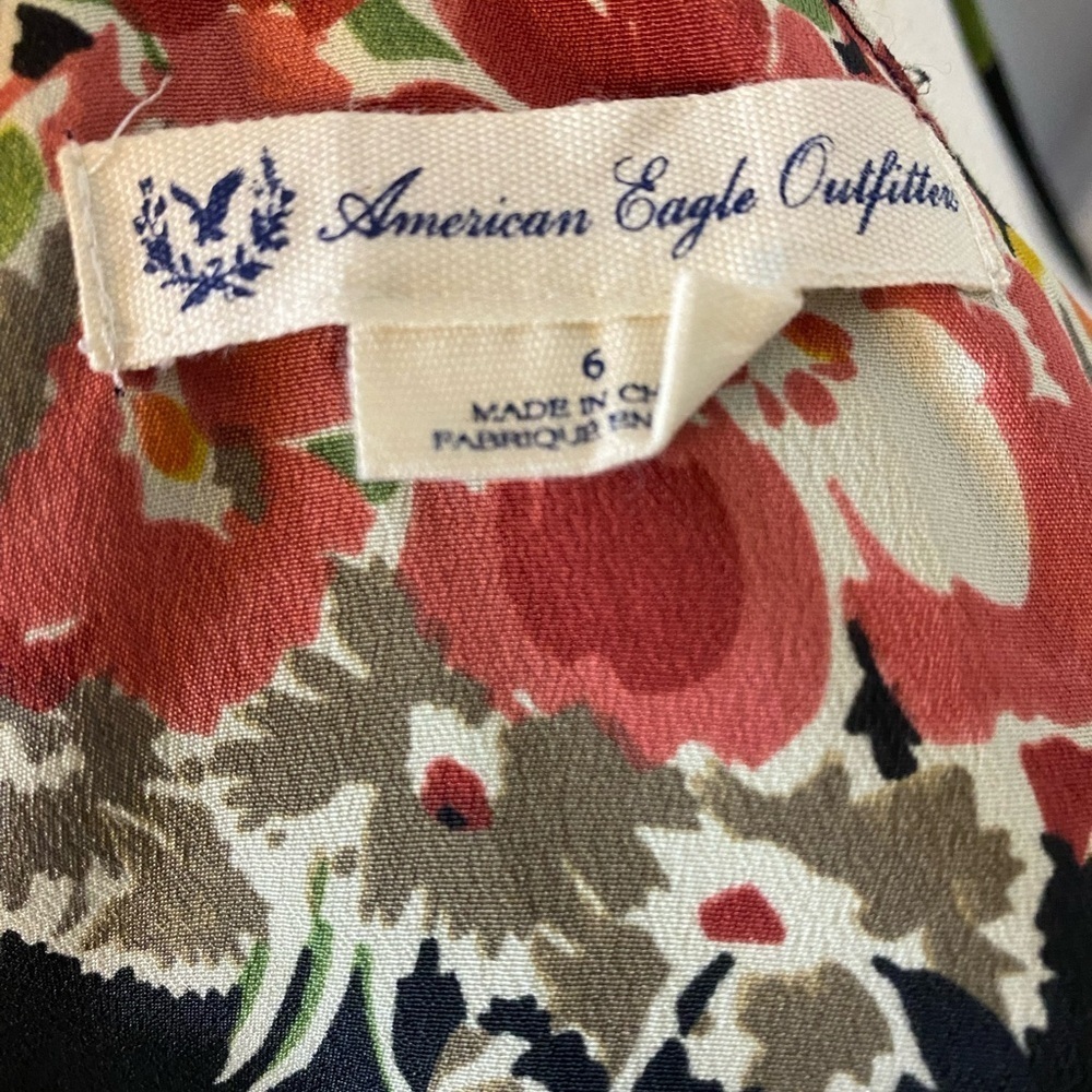 American Eagle Floral Dress - Picture 4 of 5